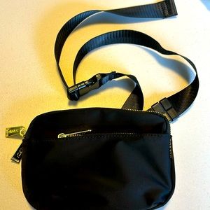Zorfin small belt or shoulder hung bag